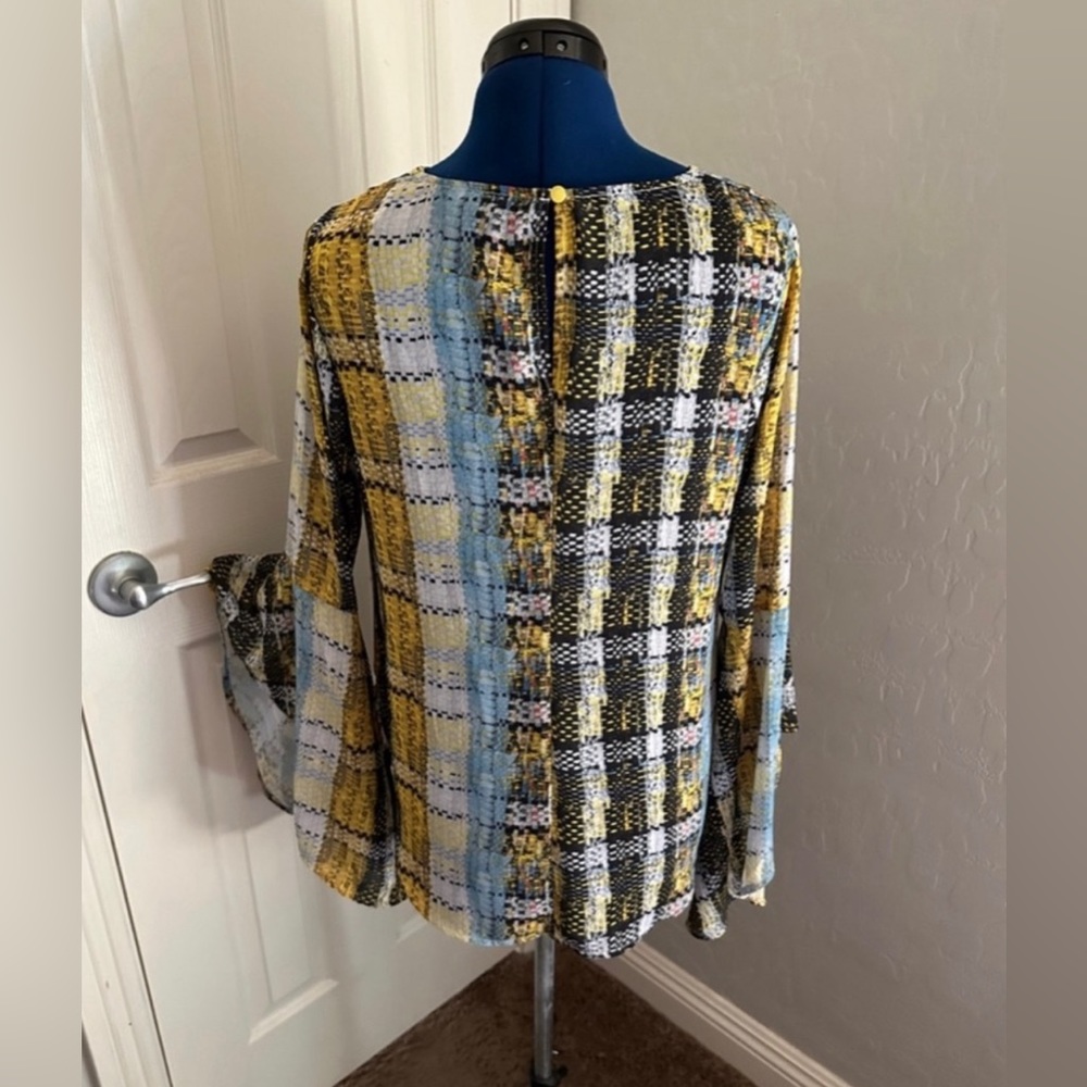 Project Runway Multi-Color Top with Trumpet Sleeves - Picture 4 of 5
